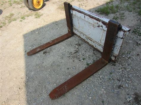 Pallet Forks for Mustang 